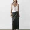 Falda midi de piel napa con costuras Falda midi de piel napa con costuras