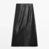 Falda midi de piel napa con costuras Falda midi de piel napa con costuras