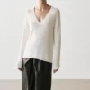 Falda midi de piel napa con detalle de encaje Falda midi de piel napa con detalle de encaje