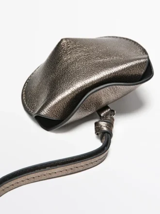 Funda plegable para AirPods de piel napa