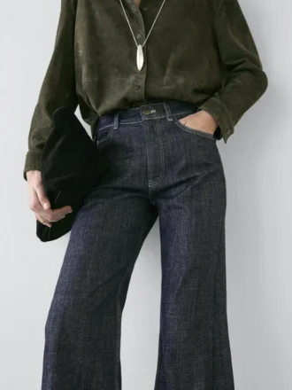 Jeans acampanados de cintura alta