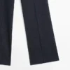 Jeans acampanados de cintura alta Jeans acampanados de cintura alta