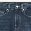 Jeans cómodos de cintura alta y pierna recta Jeans cómodos de cintura alta y pierna recta