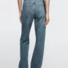 Jeans de cintura alta y pierna ancha