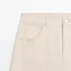 Jeans de pierna recta con dobladillo Jeans de pierna recta con dobladillo