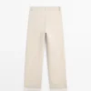 Jeans de pierna recta con dobladillo Jeans de pierna recta con dobladillo