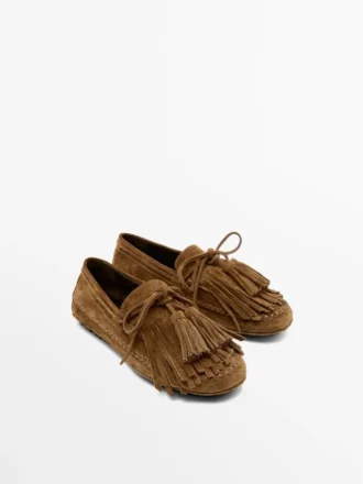 Mocasines de ante serraje con flecos y borlas