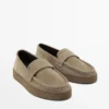Mocasines de piel serraje con suela color caramelo Mocasines de piel serraje con suela color caramelo