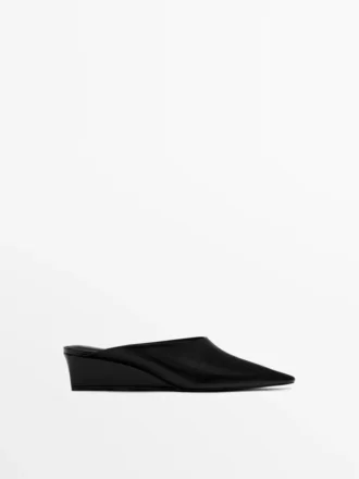 Mules con tacón de cuña