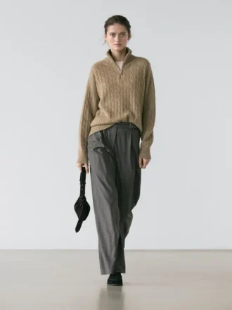 Pantalones a rayas con pinzas