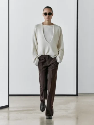 Pantalones acampanados con bolsillo