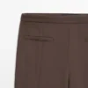 Pantalones acampanados con bolsillo Pantalones acampanados con bolsillo