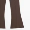 Pantalones acampanados con bolsillo Pantalones acampanados con bolsillo