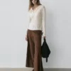 Pantalones acampanados de piel de ante Pantalones acampanados de piel de ante