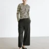 Pantalones cortos de pierna ancha de lana elástica Pantalones cortos de pierna ancha de lana elástica