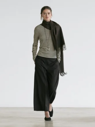 Pantalones cortos de pierna ancha de lana elástica