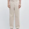 Pantalones de corte entallado Pantalones de corte entallado