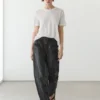 Pantalones de corte holgado de piel napa Pantalones de corte holgado de piel napa