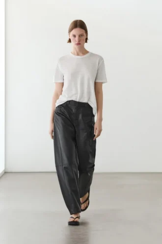 Pantalones de corte holgado de piel napa