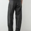 Pantalones de corte holgado de piel napa Pantalones de corte holgado de piel napa