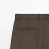 Pantalones de lana con pinzas Pantalones de lana con pinzas