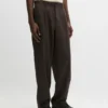 Pantalones de lana con pinzas Pantalones de lana con pinzas