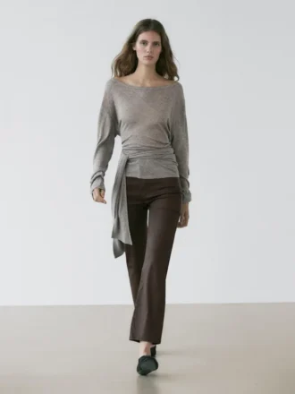 Pantalones encerados de cintura alta y pierna recta