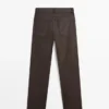 Pantalones encerados de cintura alta y pierna recta Pantalones encerados de cintura alta y pierna recta
