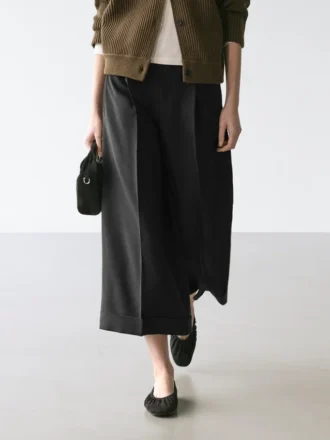 Pantalones fluidos con pinzas