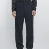 Pantalones ligeros de lino Pantalones ligeros de lino