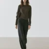 Pantalones sarouel de lana con detalle de lazo Pantalones sarouel de lana con detalle de lazo