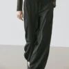 Pantalones sarouel de lana con detalle de lazo Pantalones sarouel de lana con detalle de lazo