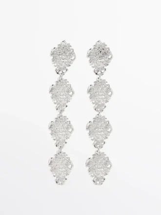 Pendientes largos de encaje