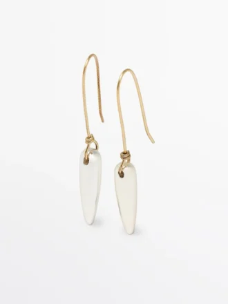 pendientes tipo pndulo 2 330x440 - Pendientes tipo p&eacute;ndulo