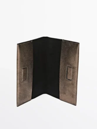 Portapasaportes de piel napa