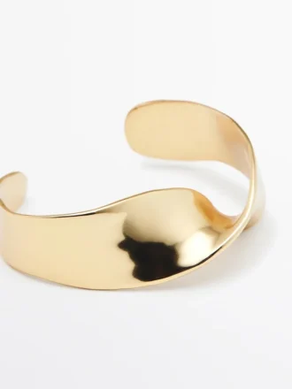 Pulsera ancha con textura