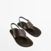 Sandalias con estampado animal en relieve Sandalias con estampado animal en relieve