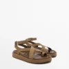 Sandalias con tiras cruzadas Sandalias con tiras cruzadas