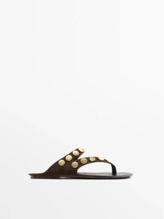 Sandalias de piel serraje con tachuelas