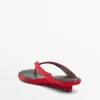 Sandalias de tacón medio con separador en la puntera Sandalias de tacón medio con separador en la puntera