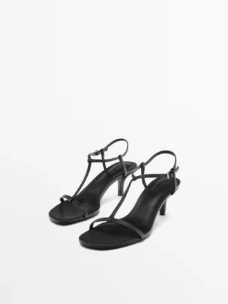Sandalias de tacón medio con tiras Sandalias de tacón medio con tiras