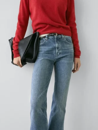 Vaqueros de corte skinny acampanado