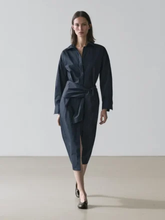 Vestido camisero midi con detalle de bufanda