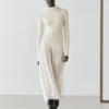 Vestido de punto con detalle a juego Vestido de punto con detalle a juego