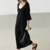 Vestido midi con detalle en las mangas Vestido midi con detalle en las mangas