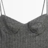 Vestido midi con tirantes Vestido midi con tirantes