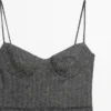 Vestido midi con tirantes Vestido midi con tirantes