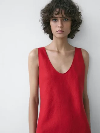 Vestido midi de lino con tirantes
