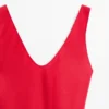 Vestido midi de lino con tirantes Vestido midi de lino con tirantes