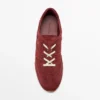 Zapatillas de piel serraje con detalles de piezas Zapatillas de piel serraje con detalles de piezas